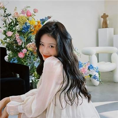 村主任和他的女友
